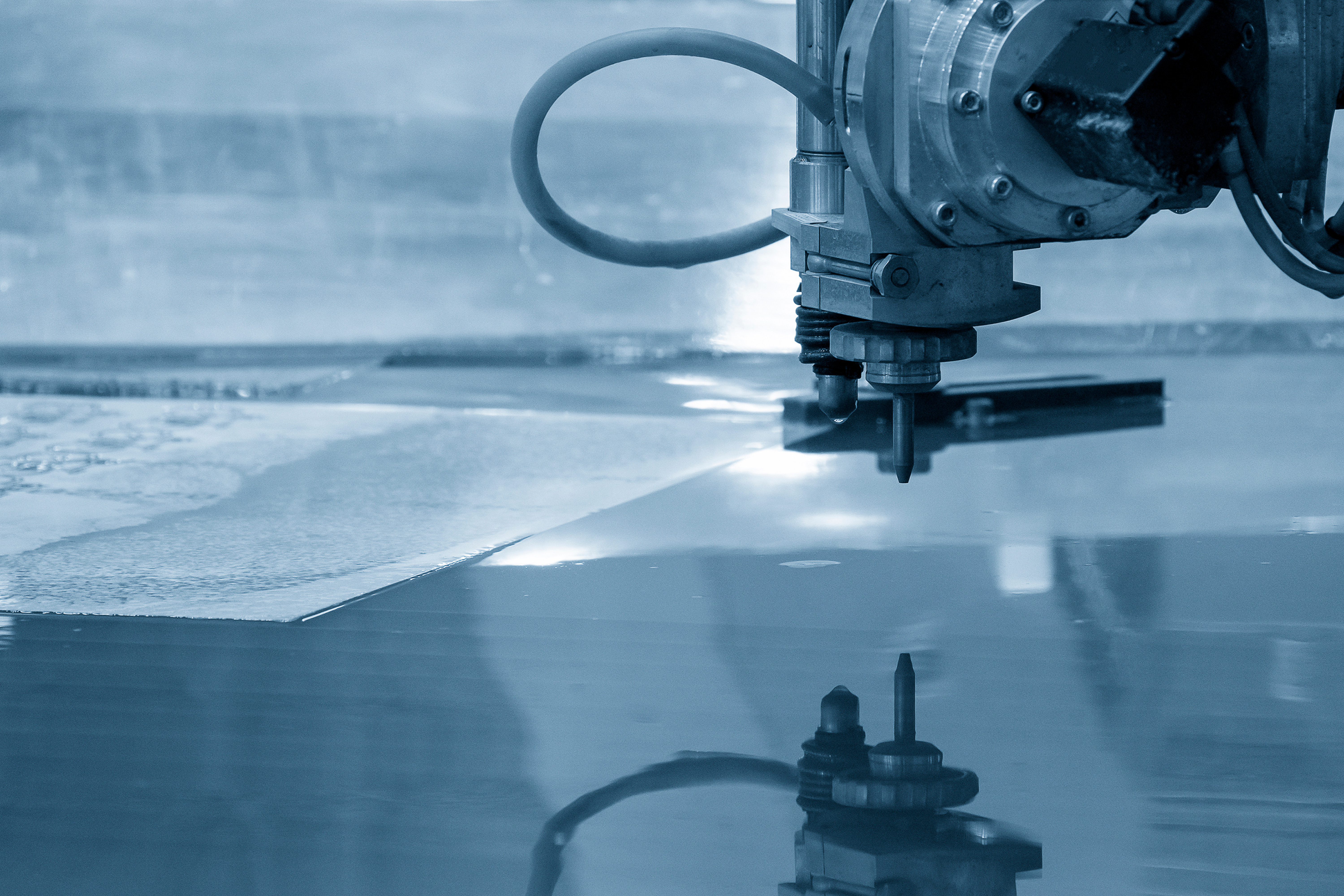 Adapting to Complexity SchGo’s Waterjet & Laser Cutting for Uneven Thicknesses
